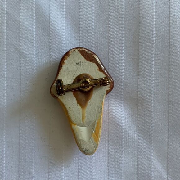 Vintage Ice Cream Cone Pin - Picture 2 of 2